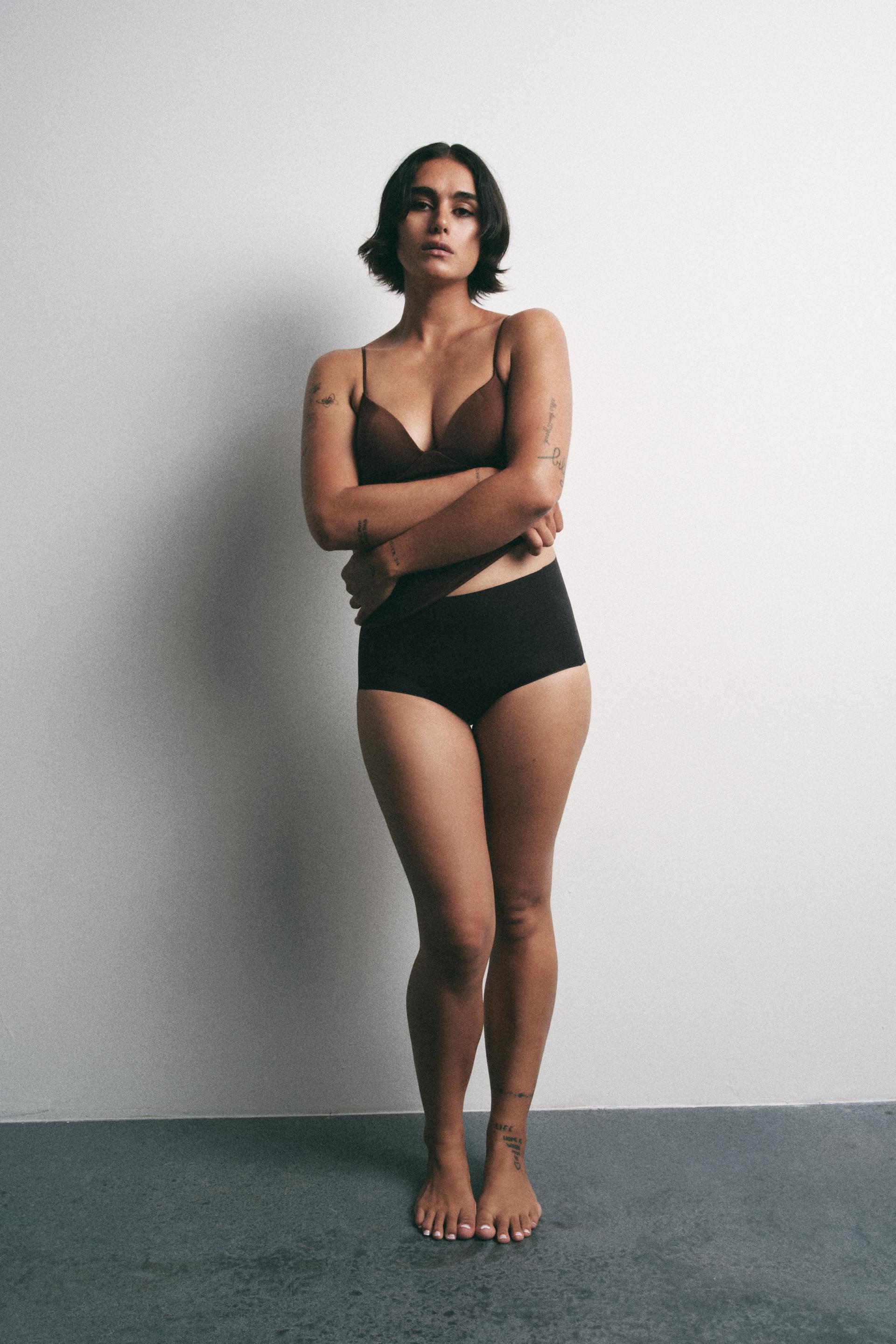 Contour Sculpt Top